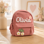 Cord-Rucksack in Altrosa mit gesticktem Namen Olivia und Blumen-Applikation