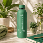 Trinkflasche mit Namen in Grün, Gravur